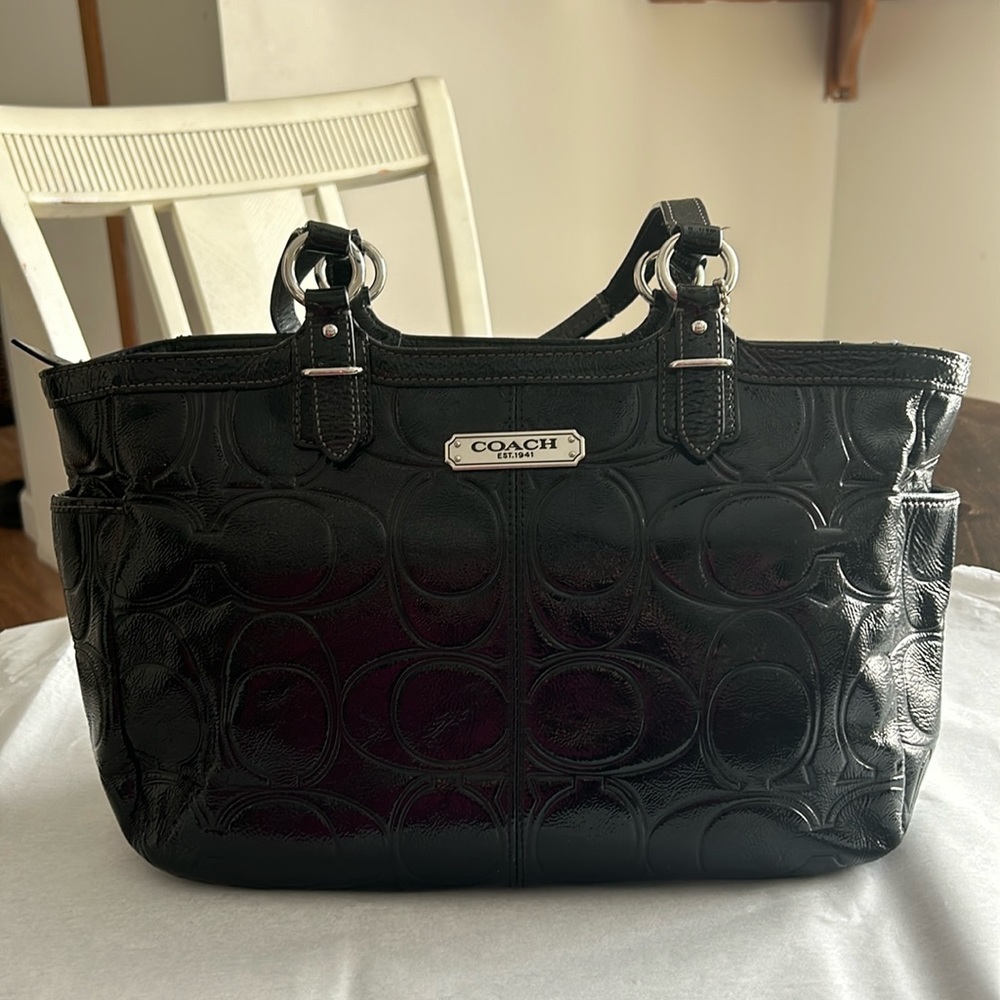 COACH Patent leather bag